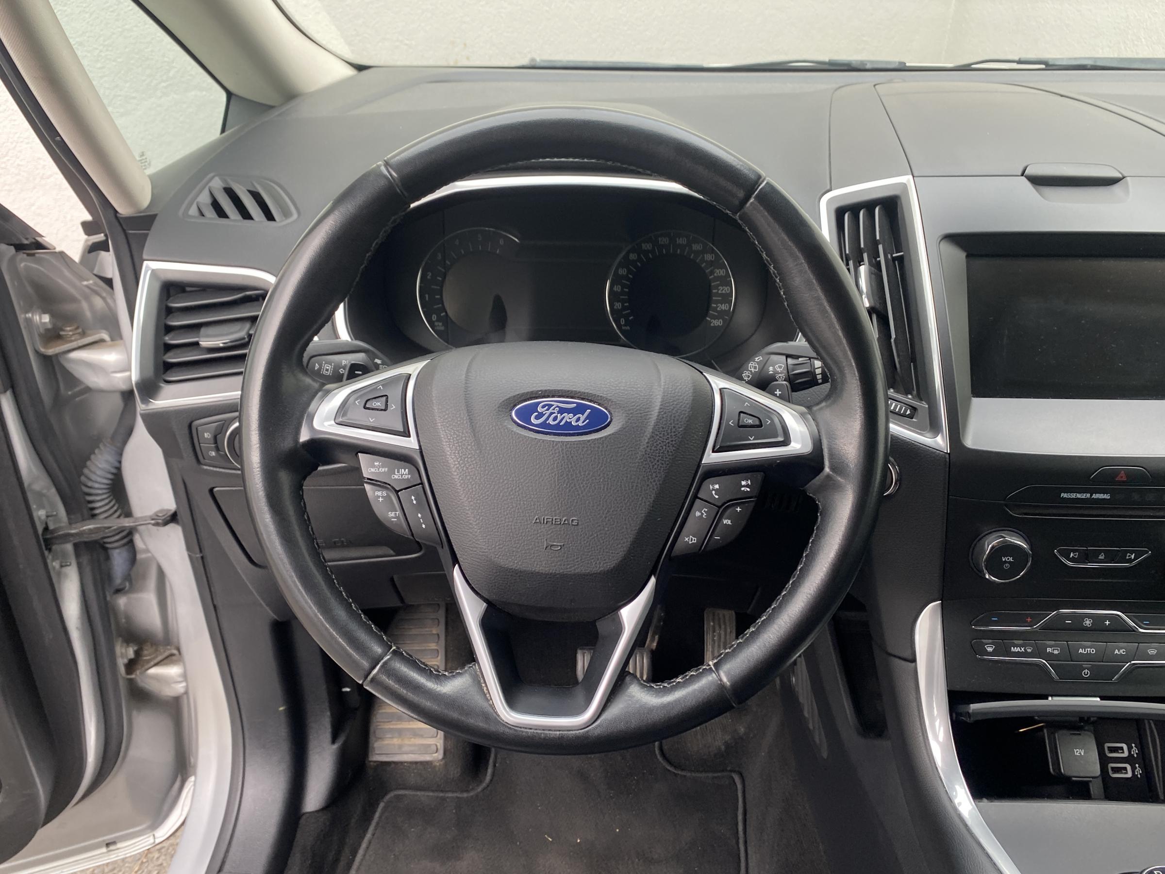 Ford S-MAX, 2018 - pohled č. 12