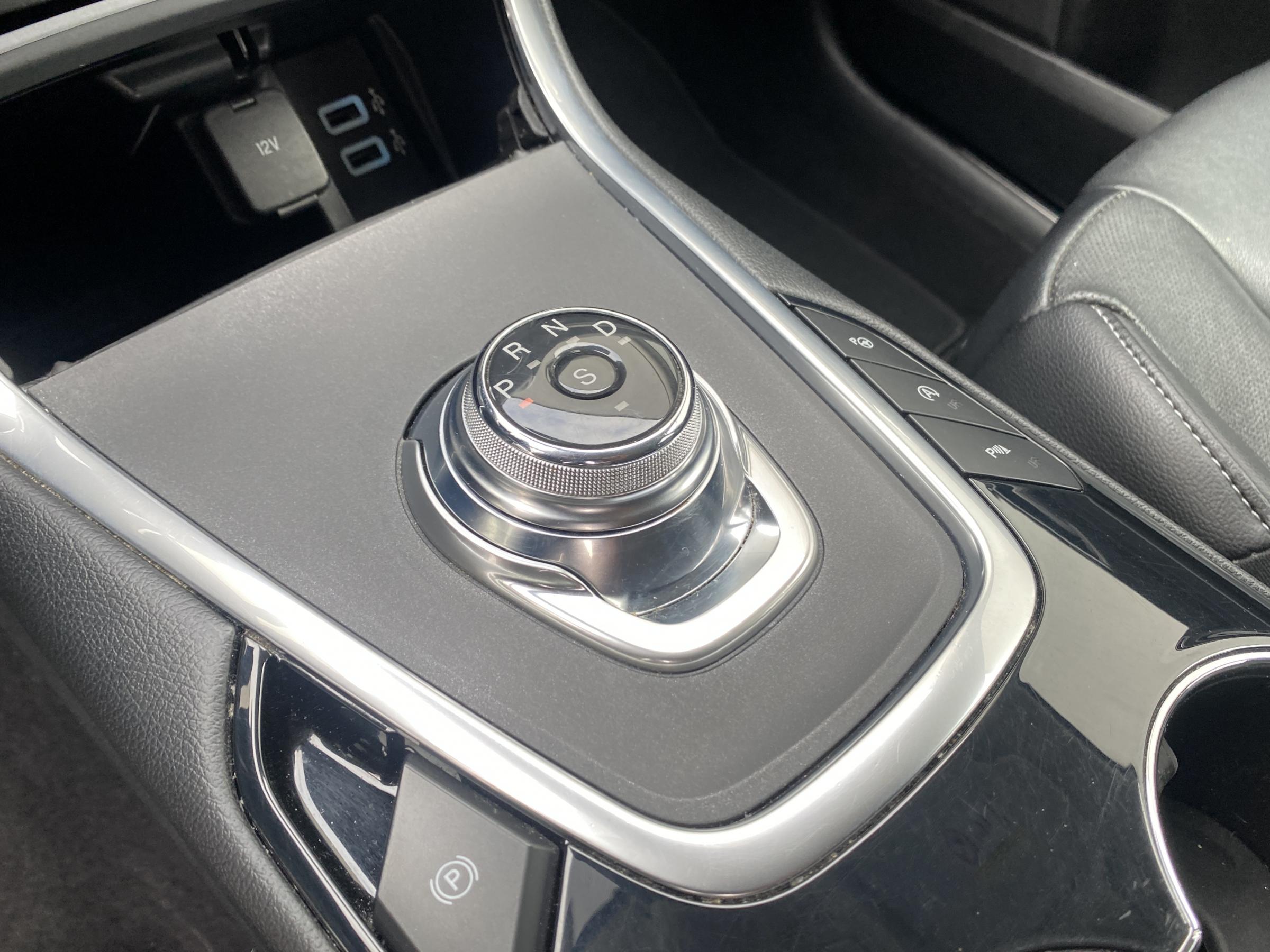 Ford S-MAX, 2018 - pohled č. 21