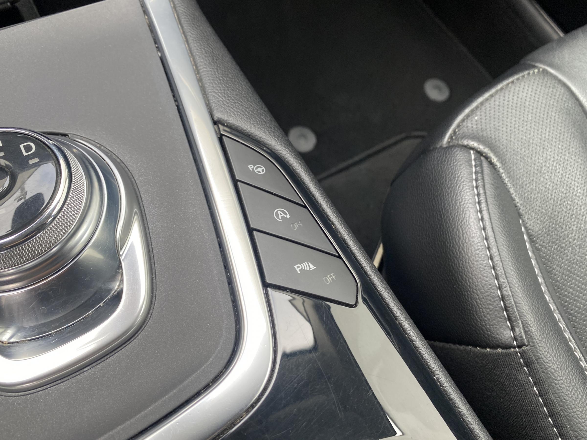 Ford S-MAX, 2018 - pohled č. 22