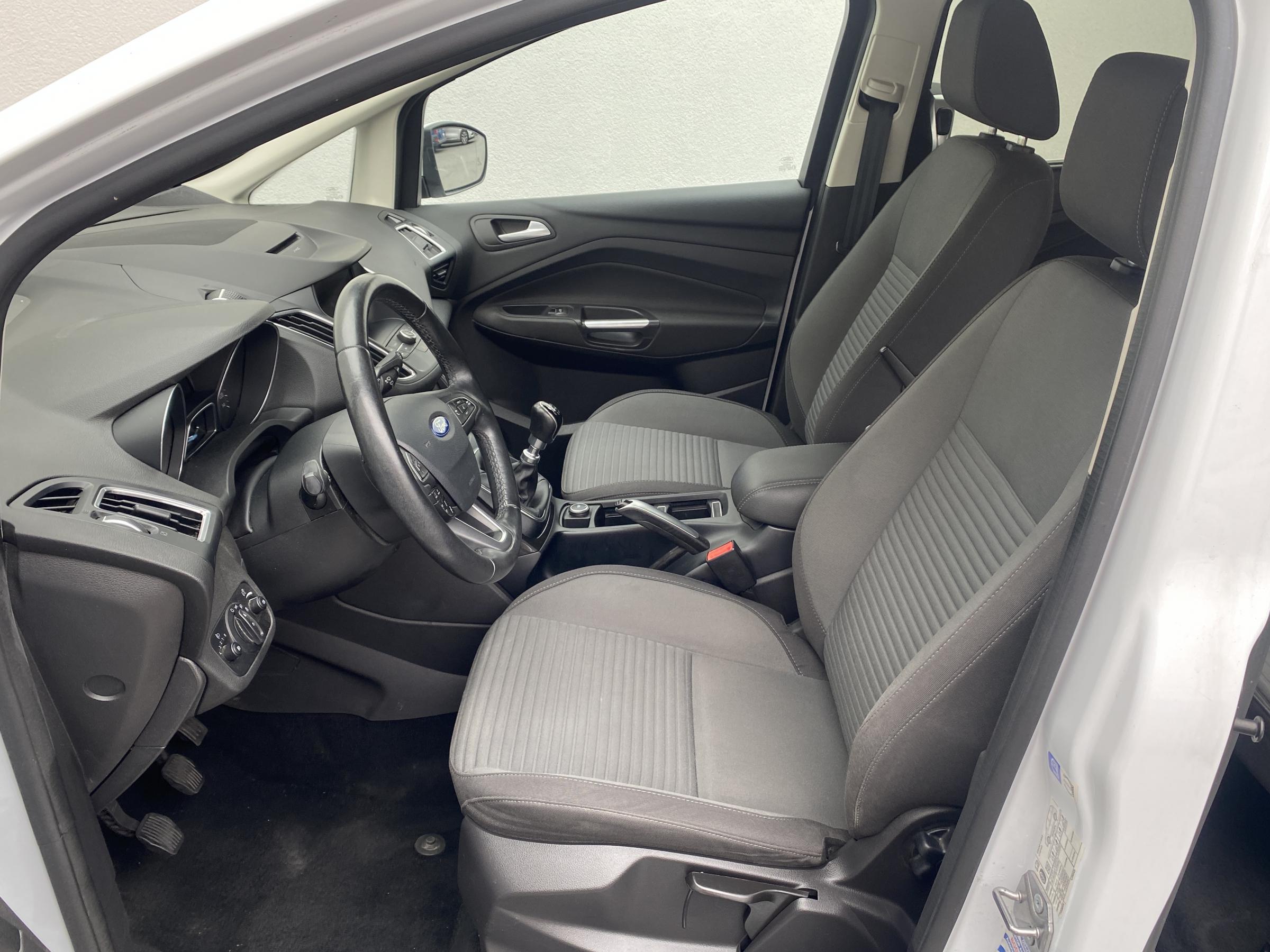 Ford Grand C-MAX, 2015 - pohled č. 11