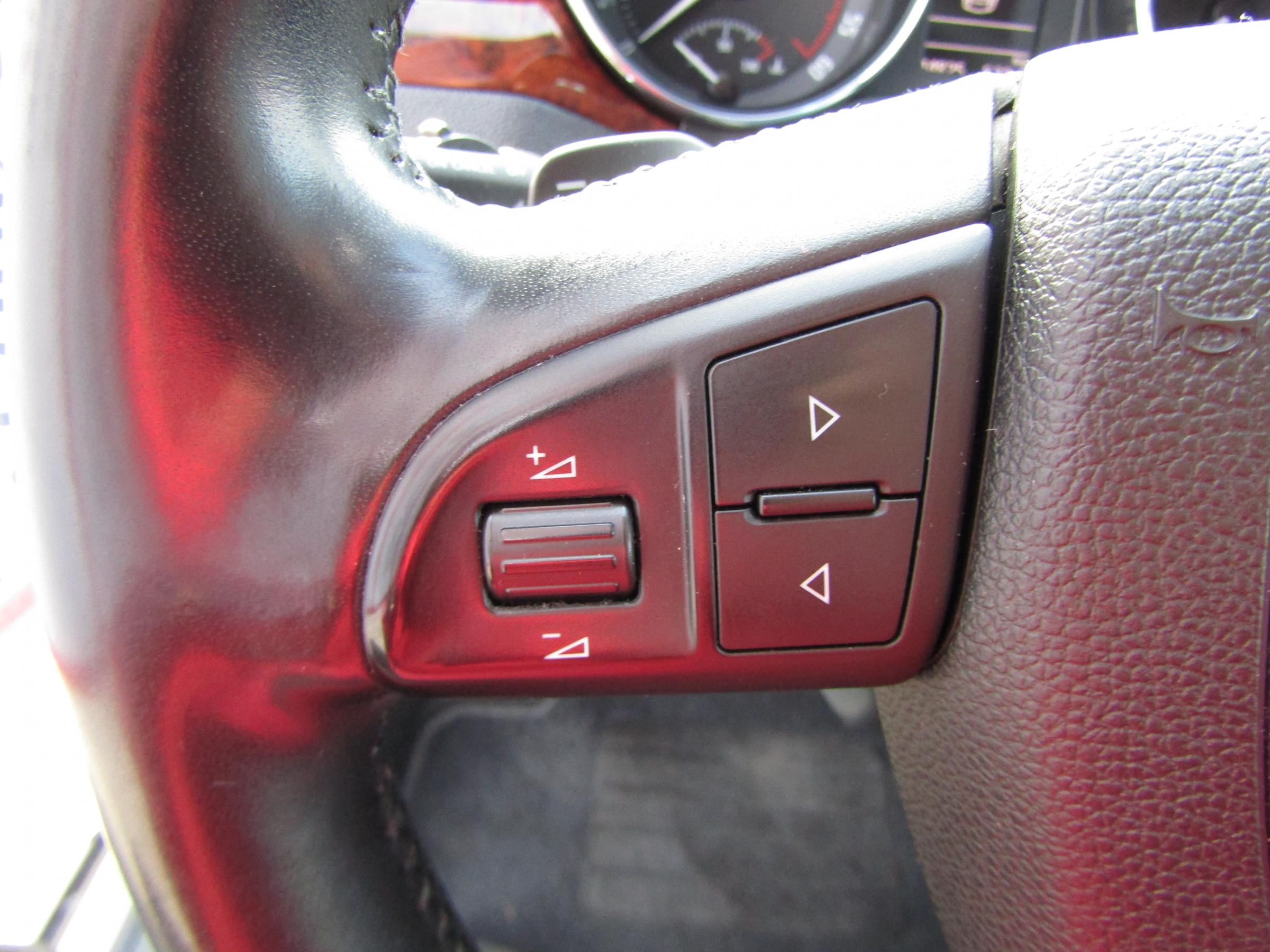 Škoda Superb II, 2012 - pohled č. 13