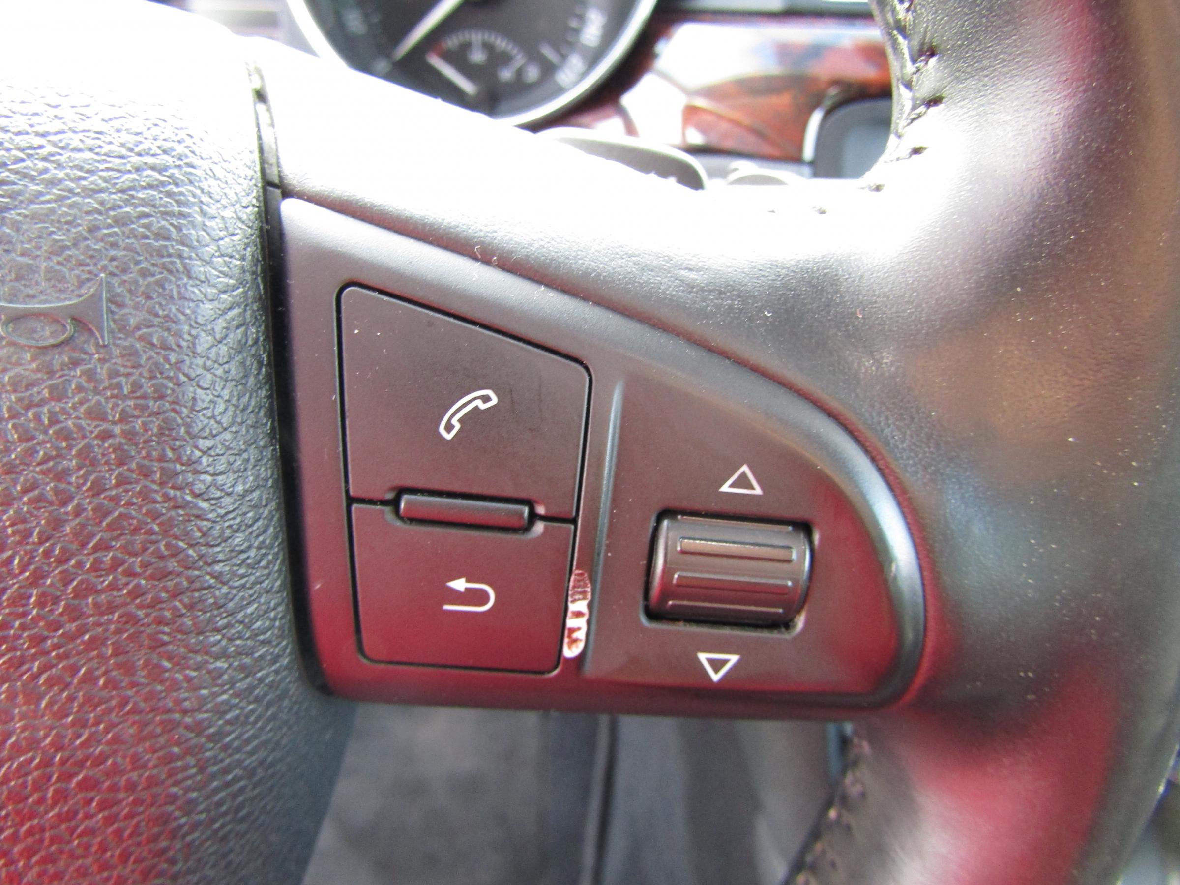 Škoda Superb II, 2012 - pohled č. 14