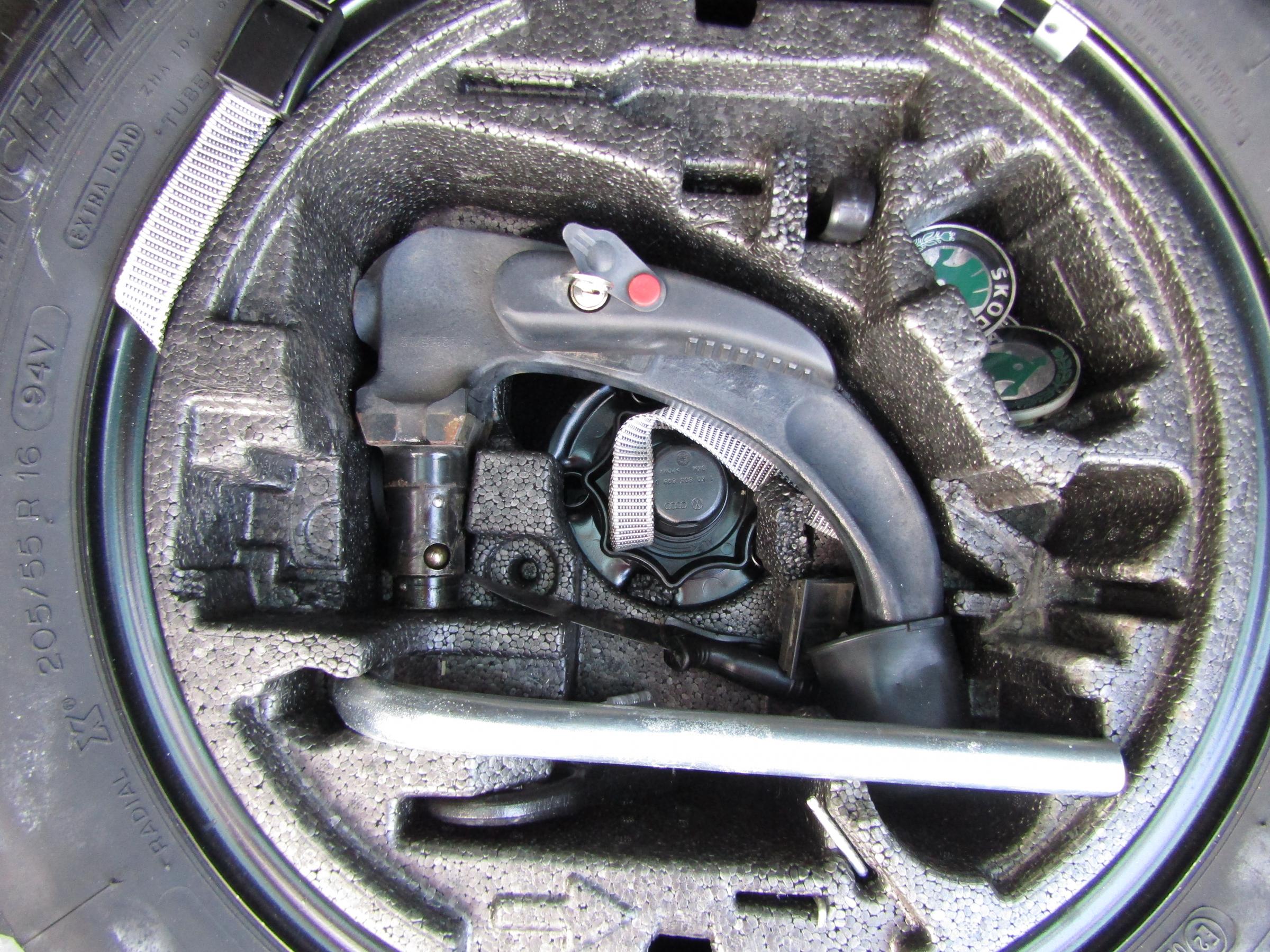 Škoda Superb II, 2012 - pohled č. 20