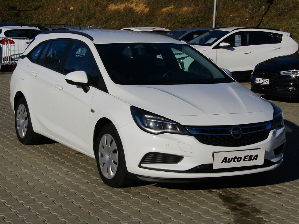 Opel Astra 1.6 CDTi 