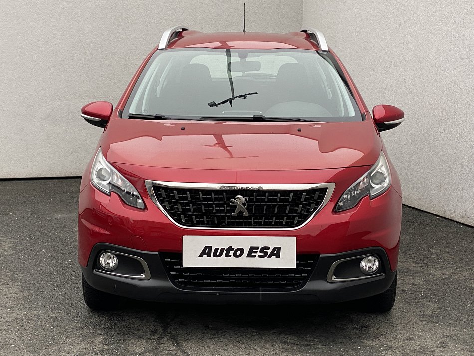 Peugeot 2008 1.2 PT 