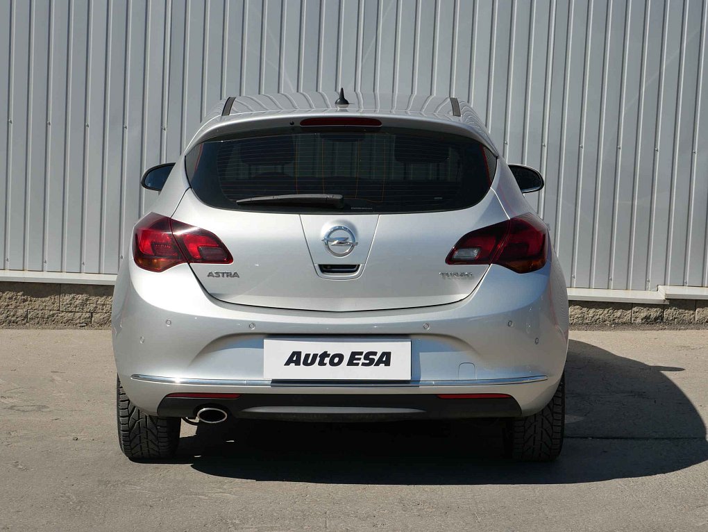 Opel Astra 1.4 T 