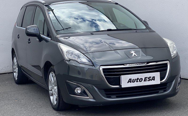 Peugeot 5008 2.0 HDi Allure 7míst