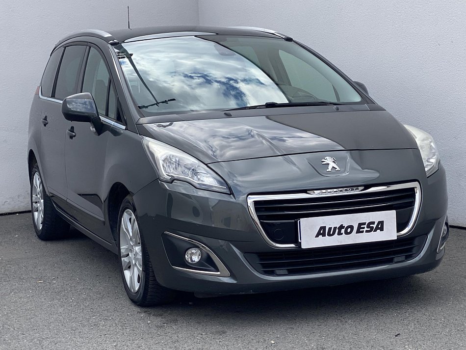 Peugeot 5008 2.0 HDi Allure 7míst