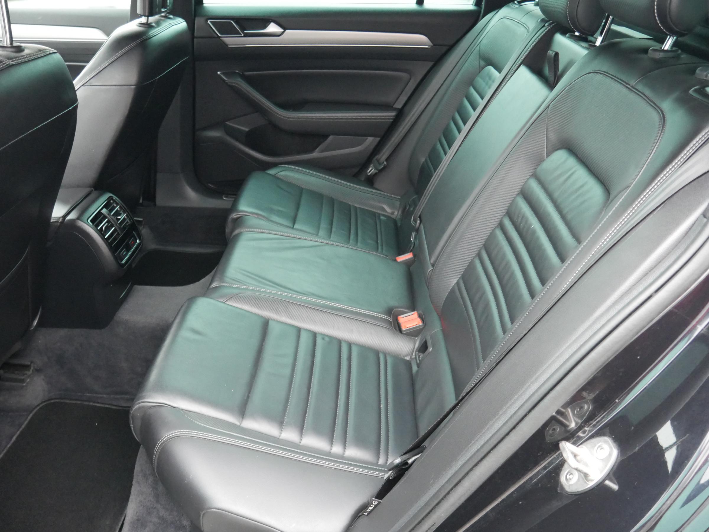 Volkswagen Passat, 2017 - pohled č. 10