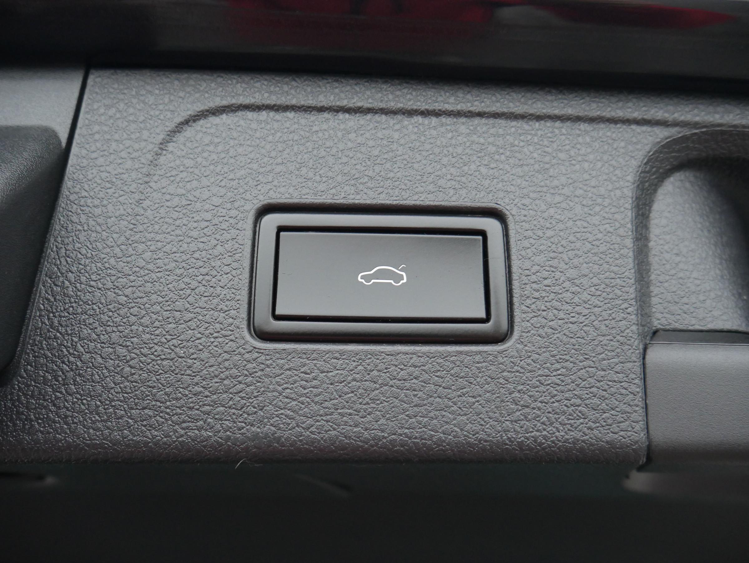 Volkswagen Passat, 2017 - pohled č. 25