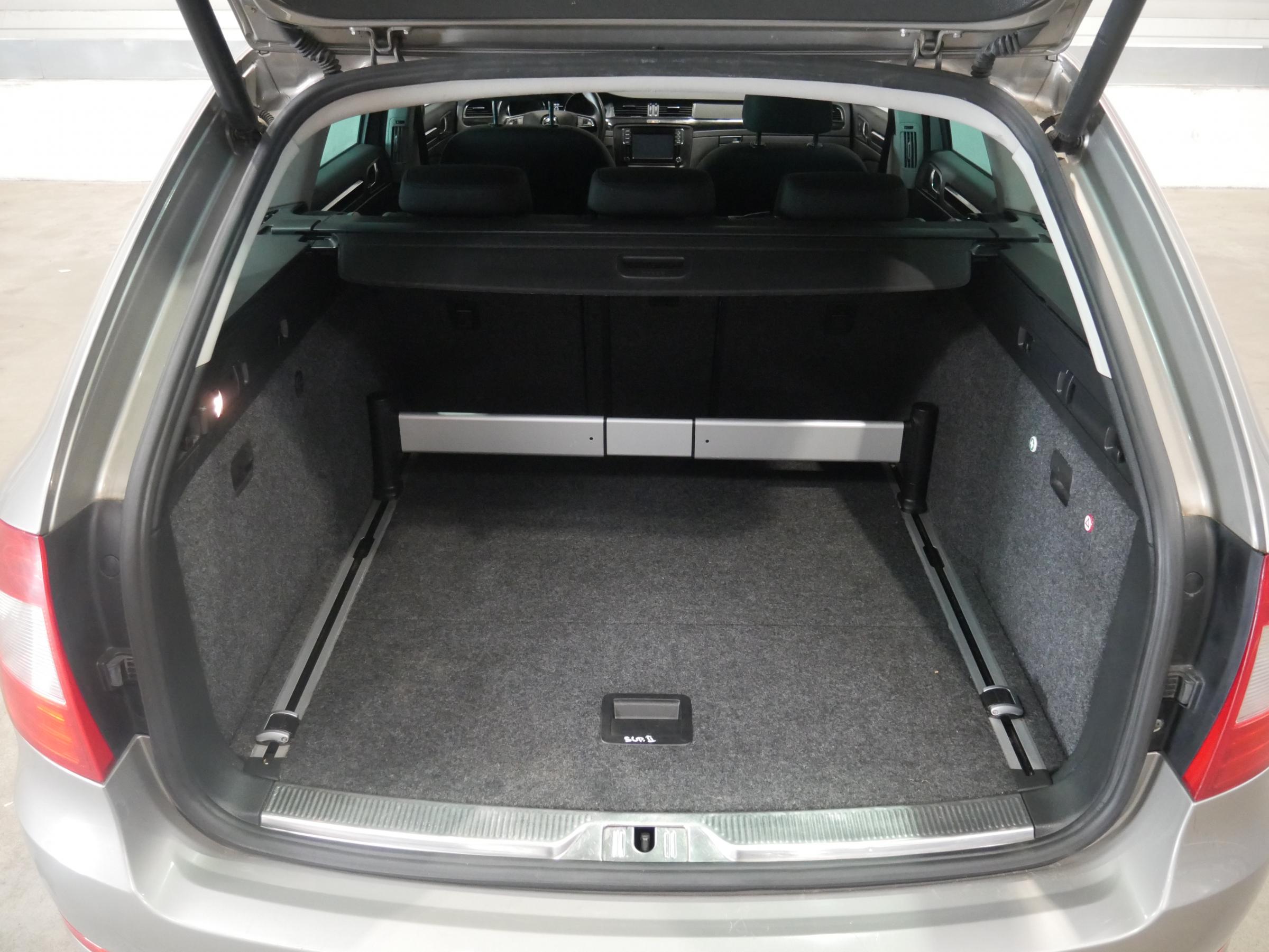 Škoda Superb II, 2010 - pohled č. 10