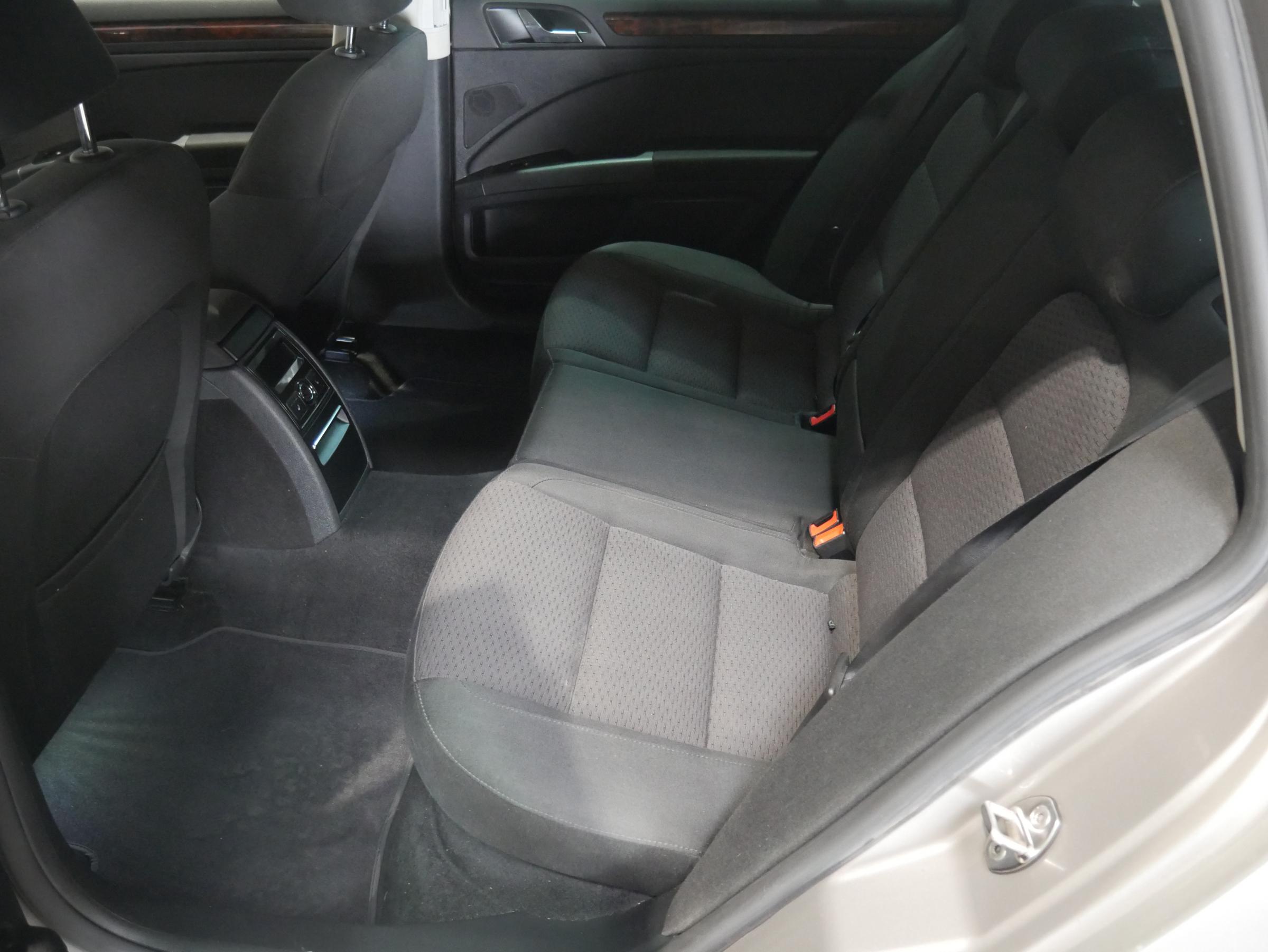 Škoda Superb II, 2010 - pohled č. 9