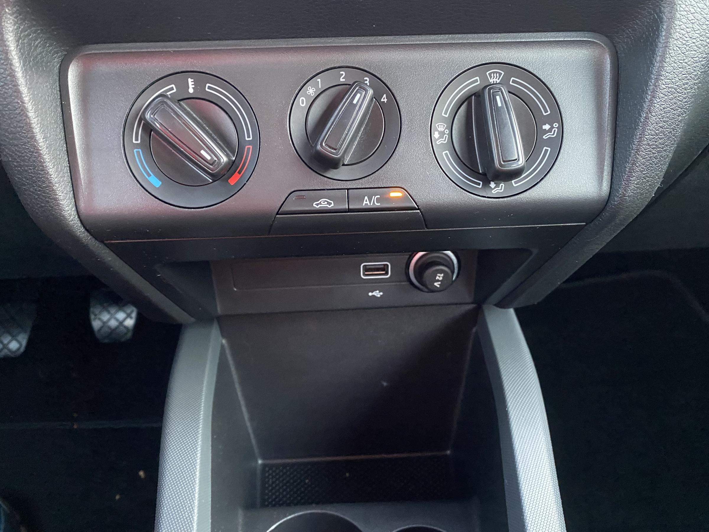 Škoda Fabia III, 2019 - pohled č. 14