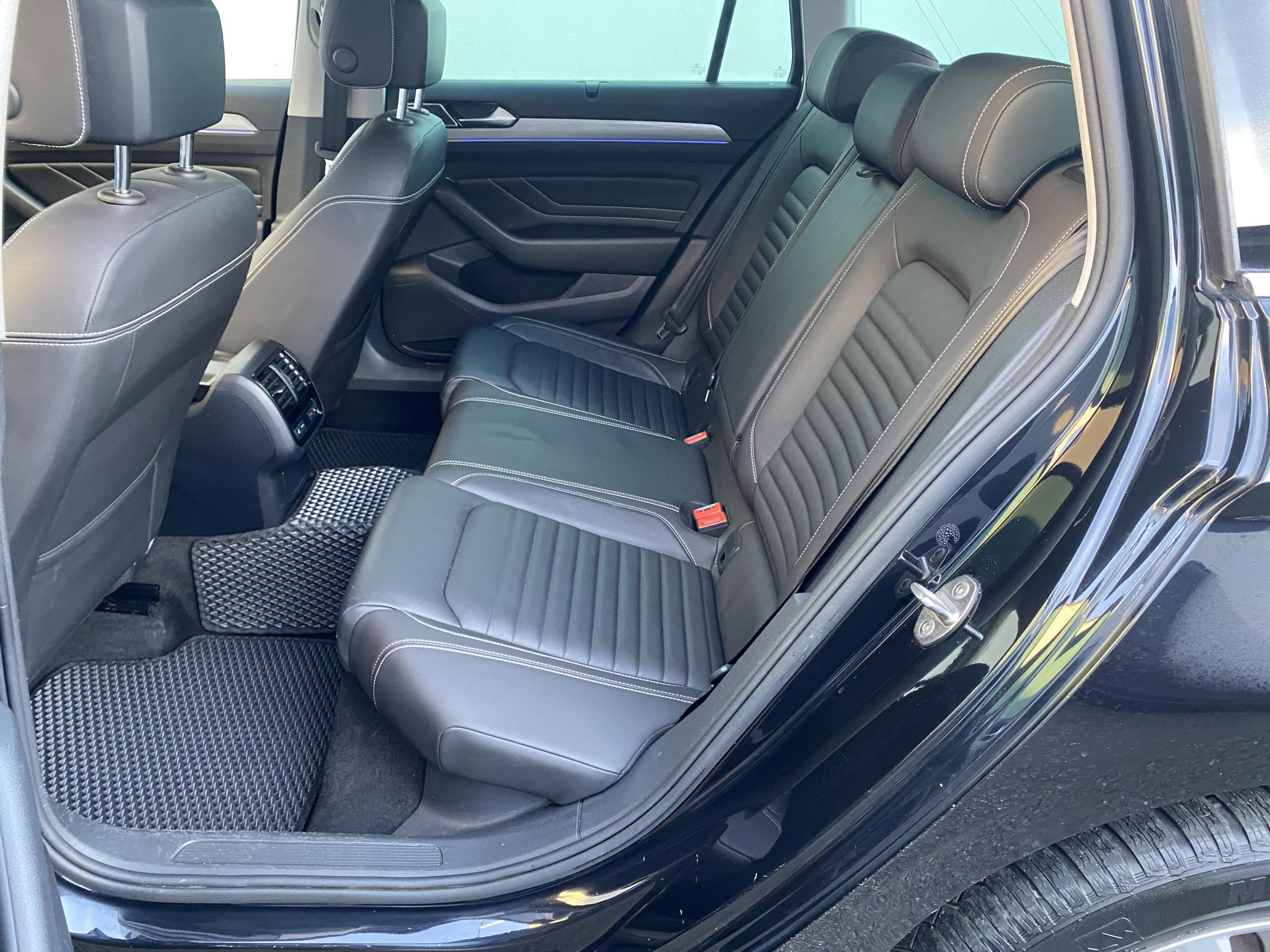 Volkswagen Passat, 2021 - pohled č. 10