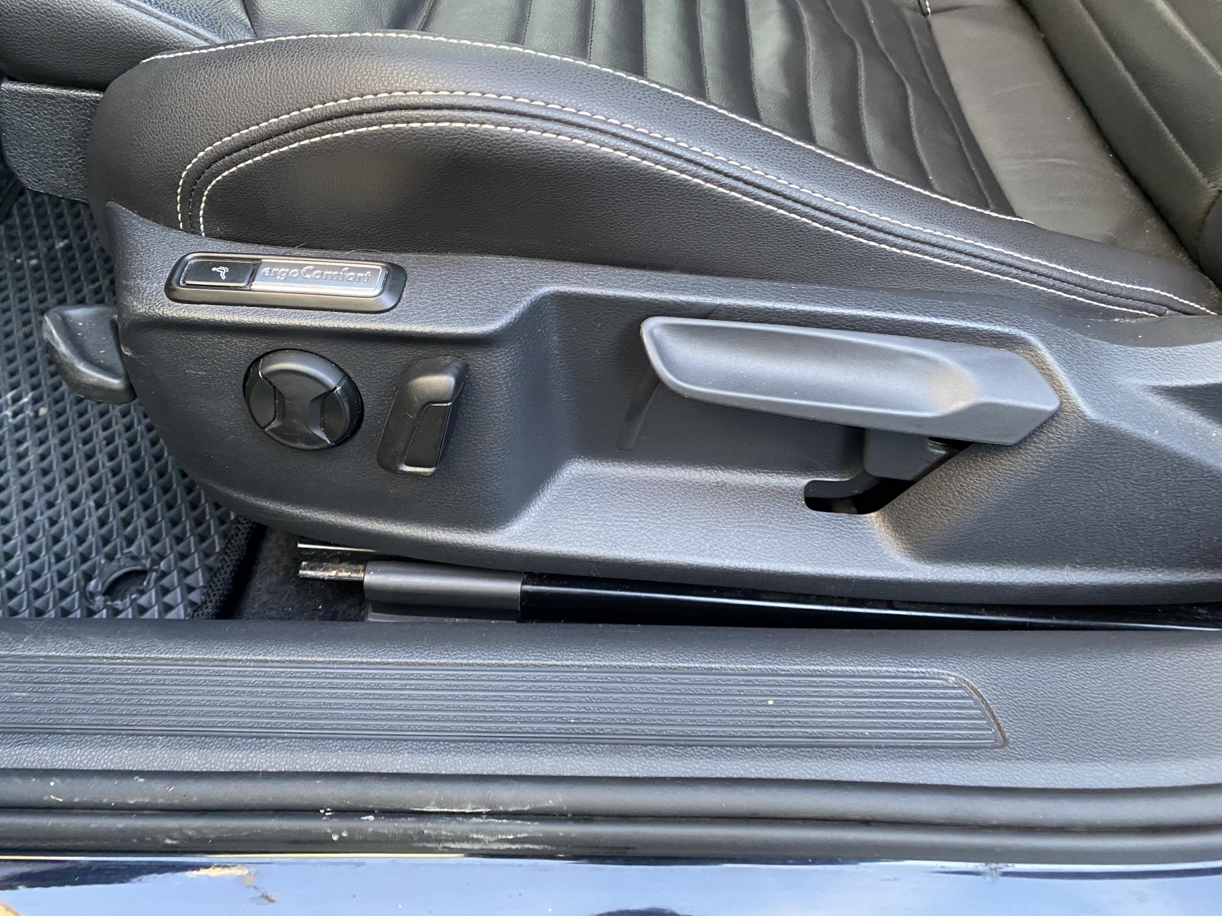 Volkswagen Passat, 2021 - pohled č. 15