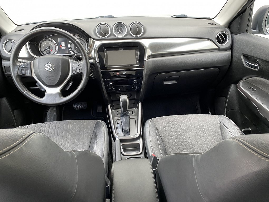 Suzuki Vitara 1.4B-Jet Style
