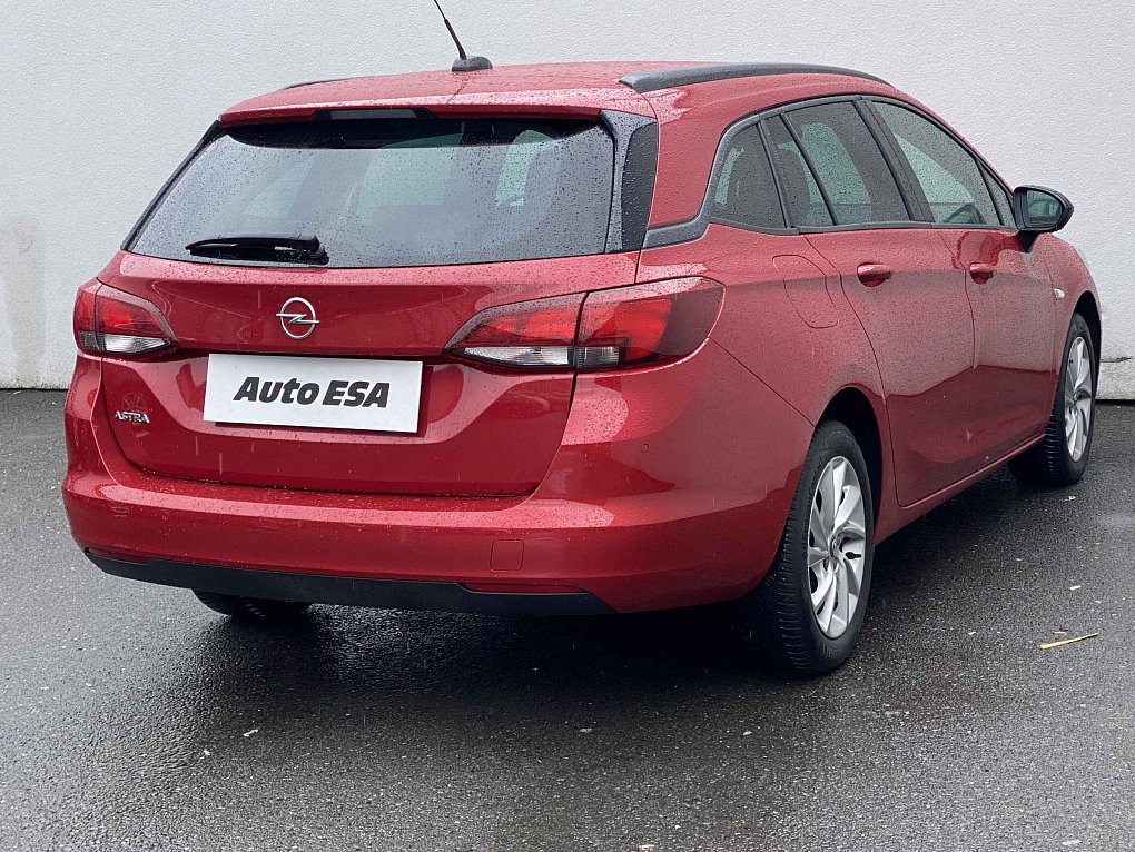 Opel Astra 1.2 T 