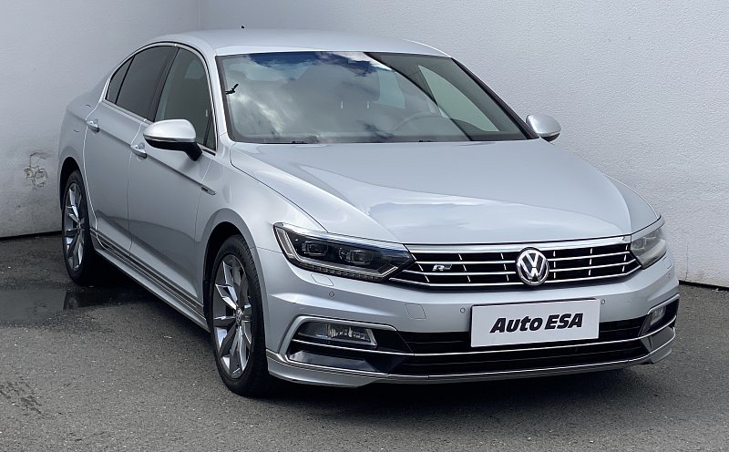 Volkswagen Passat 2.0 TDi Highline 4x4 R-Line
