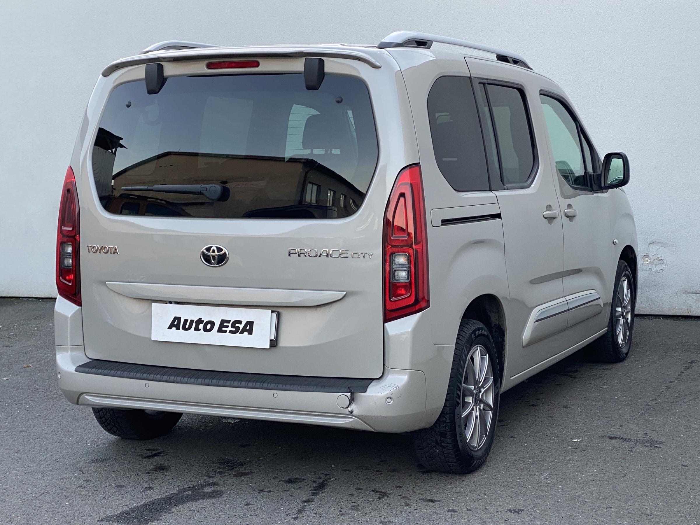 Toyota ProAce City Verso, 2021 - pohled č. 4