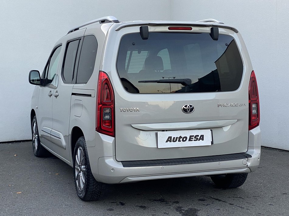 Toyota ProAce City Verso 1.2T  MAXi XL