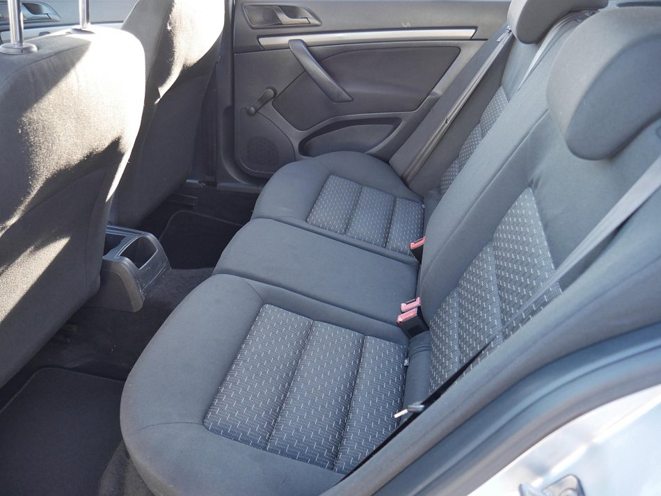 Škoda Octavia II 1.6i 