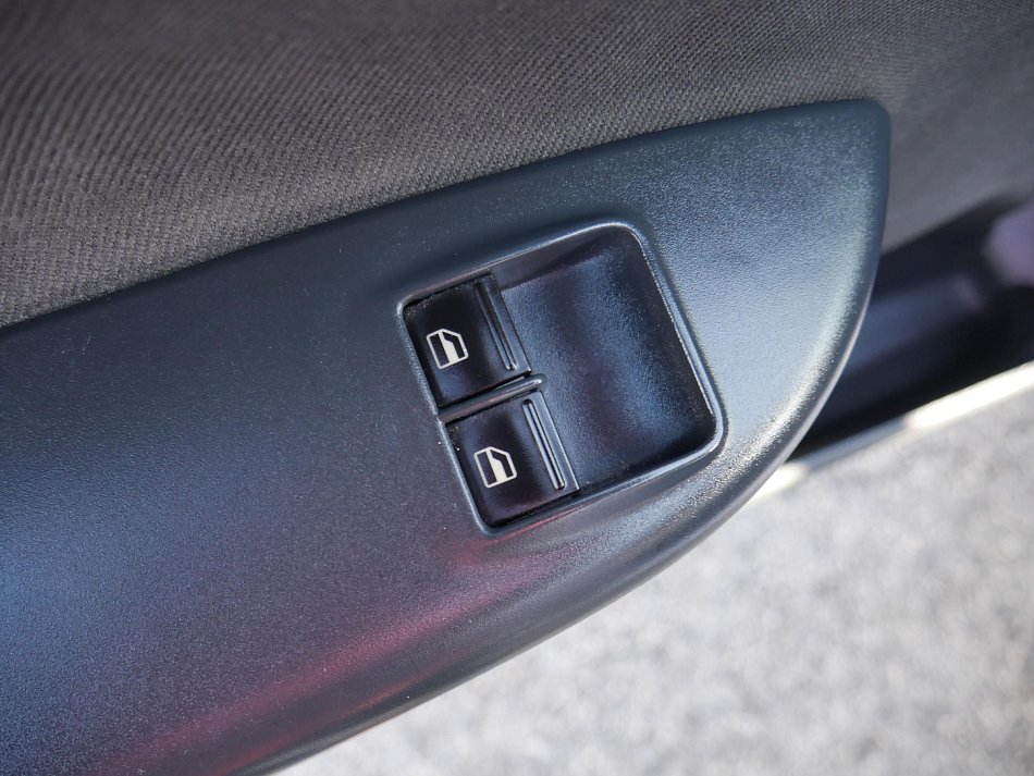 Škoda Octavia II 1.6i 