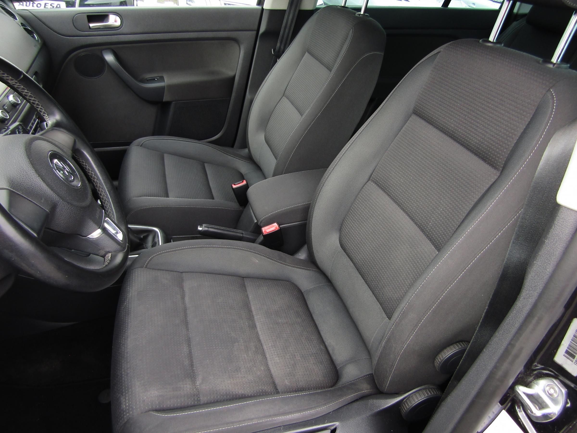 Volkswagen Golf Plus, 2011 - pohled č. 9