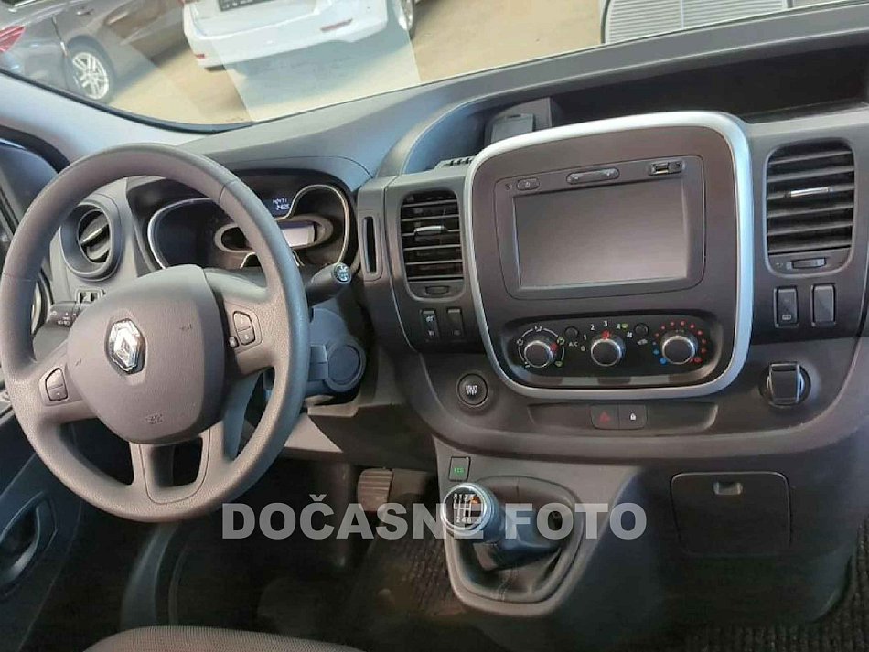 Renault Trafic 2.0dCi  SORTIMO