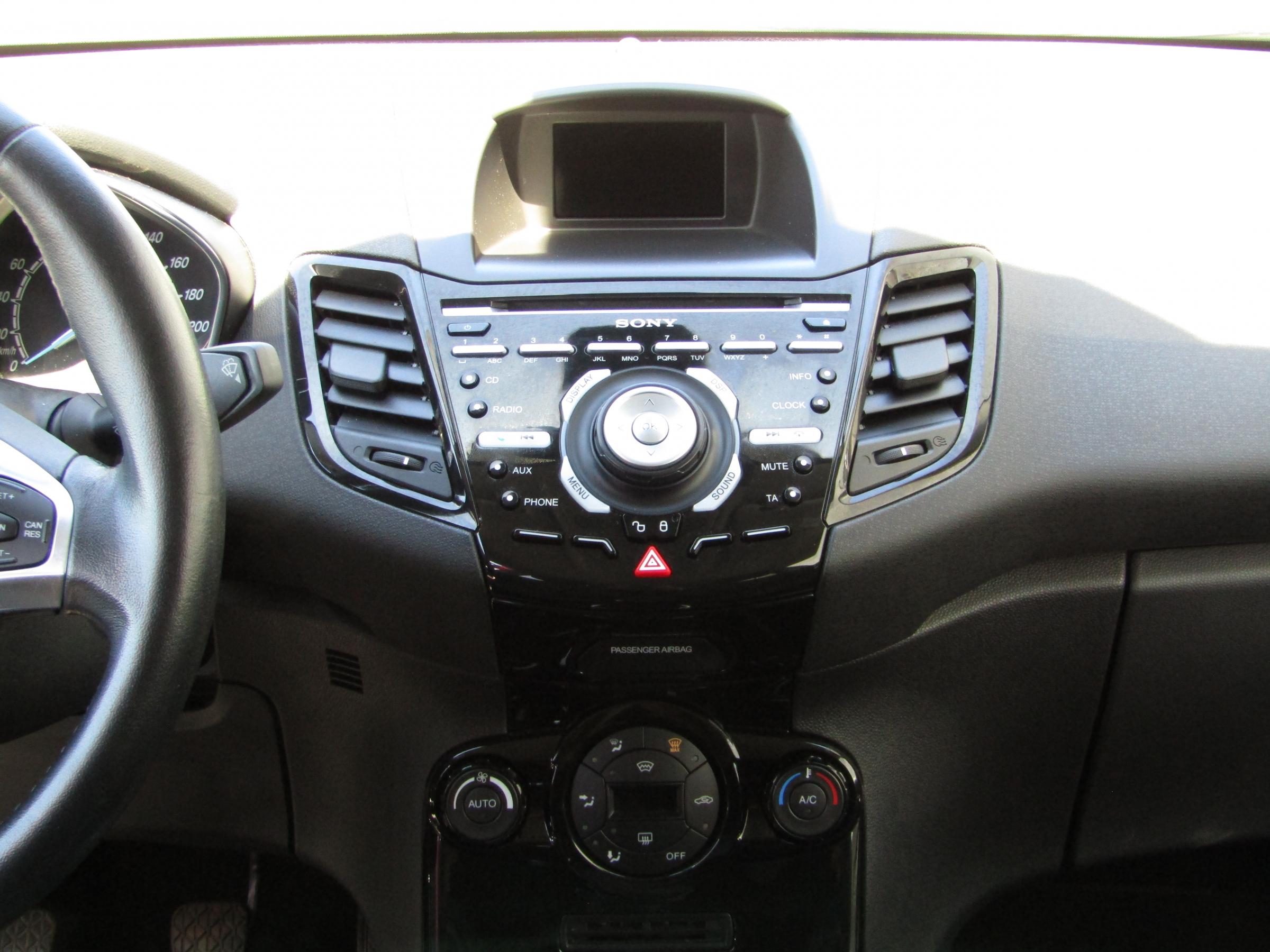 Ford Fiesta, 2014 - pohled č. 15