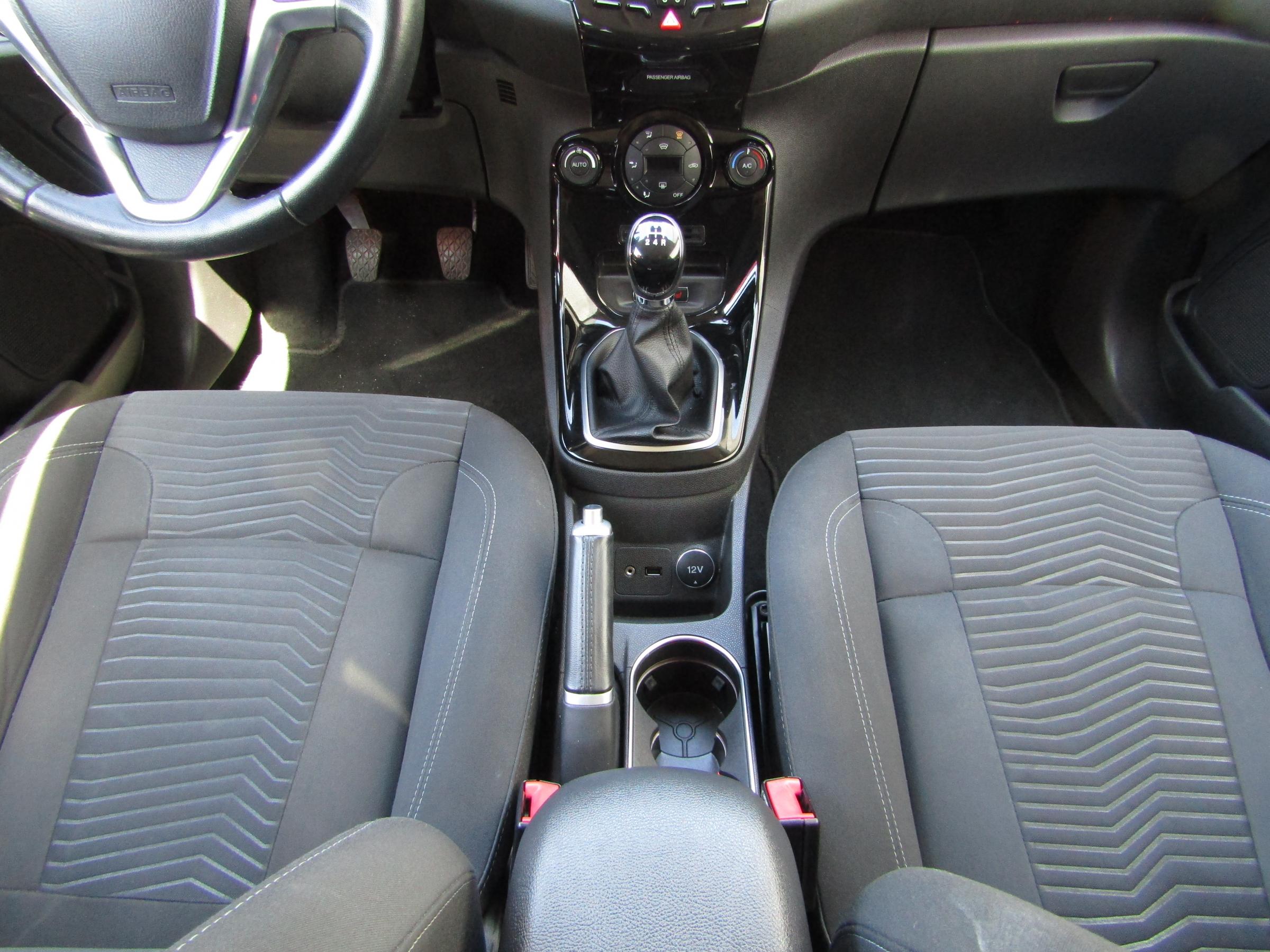 Ford Fiesta, 2014 - pohled č. 17