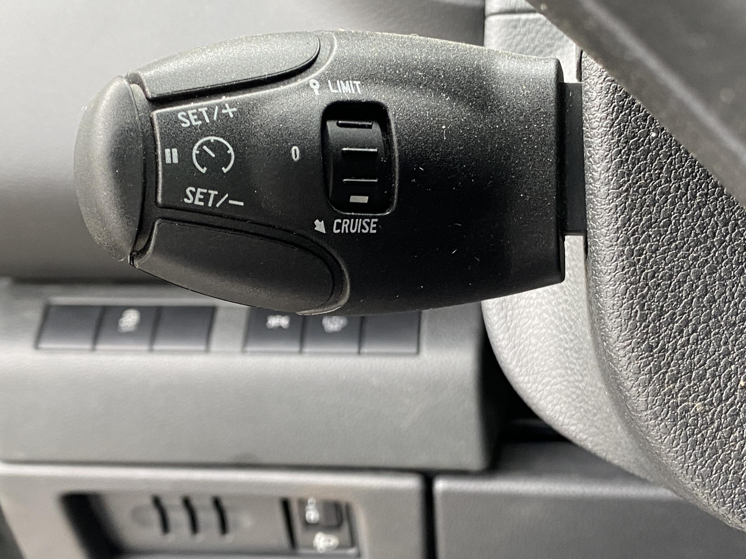 Peugeot 5008, 2016 - pohled č. 15