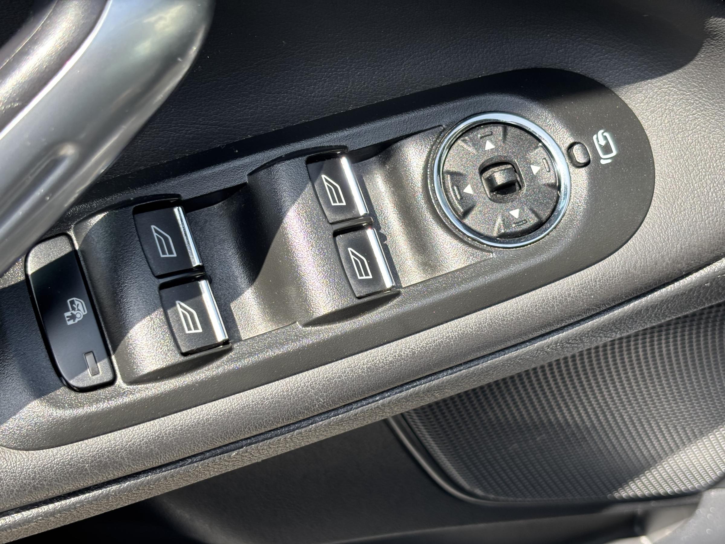 Ford Galaxy, 2014 - pohled č. 12