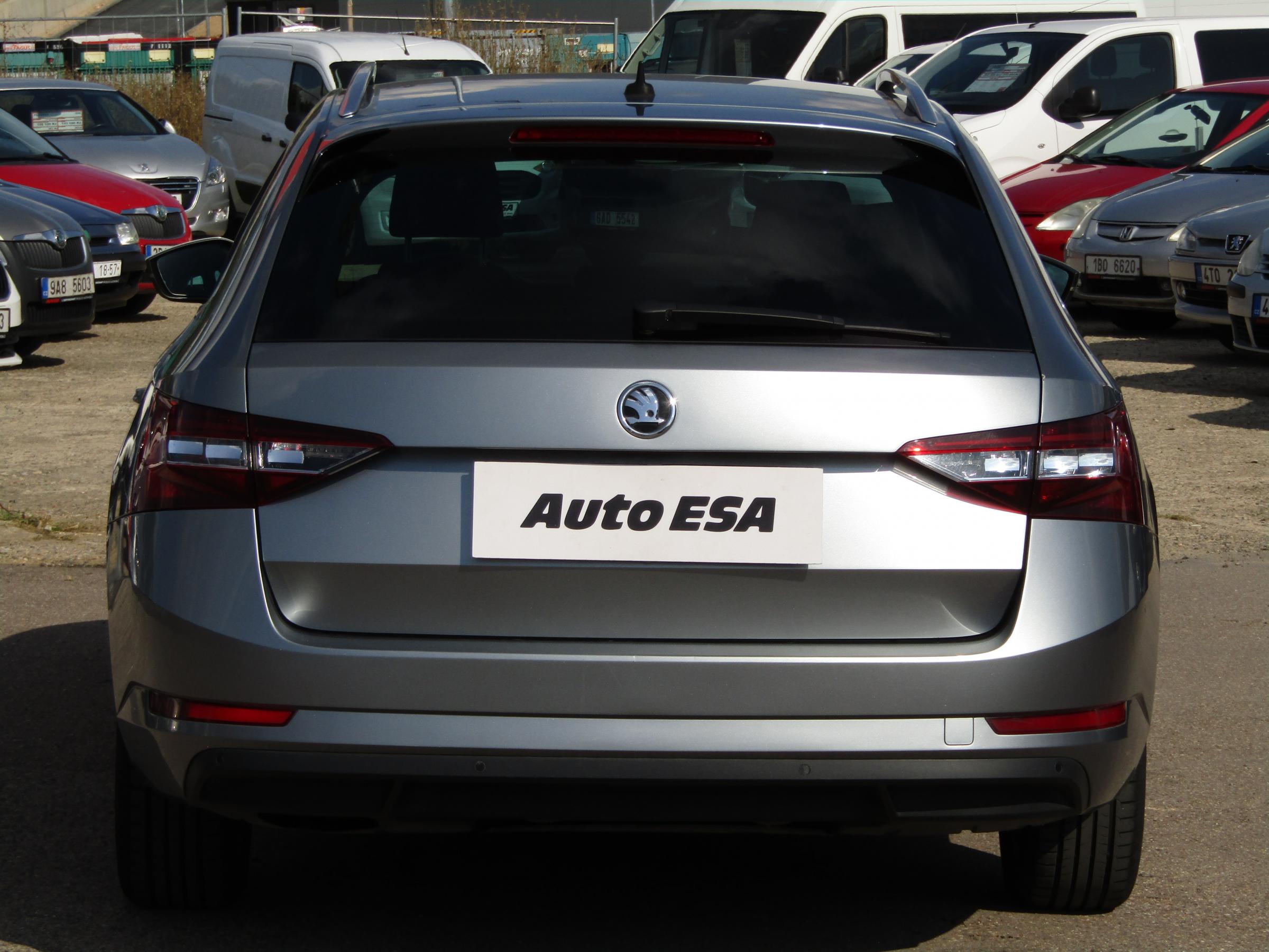 Škoda Superb III, 2017 - pohled č. 5