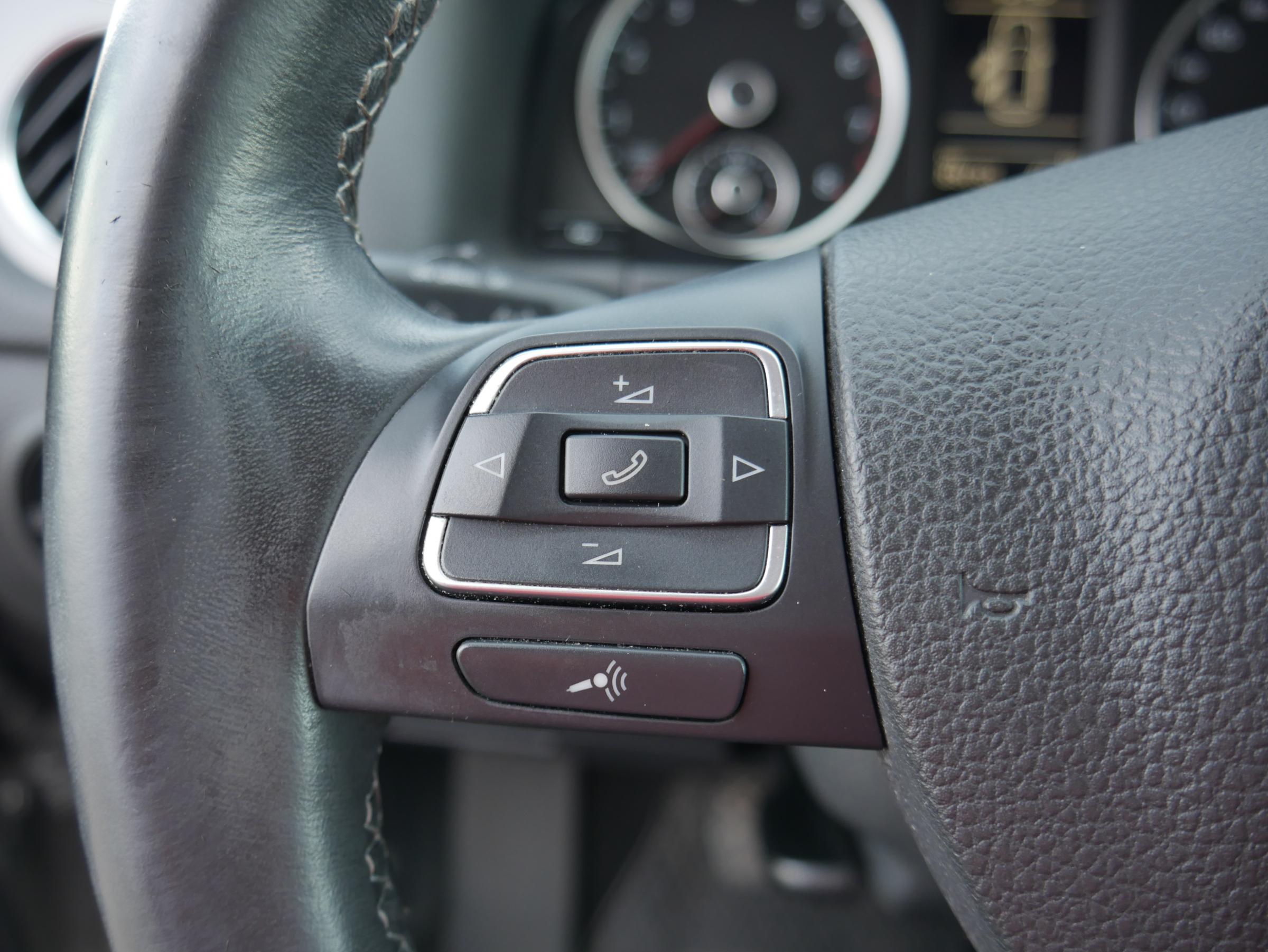 Volkswagen Tiguan, 2010 - pohled č. 18