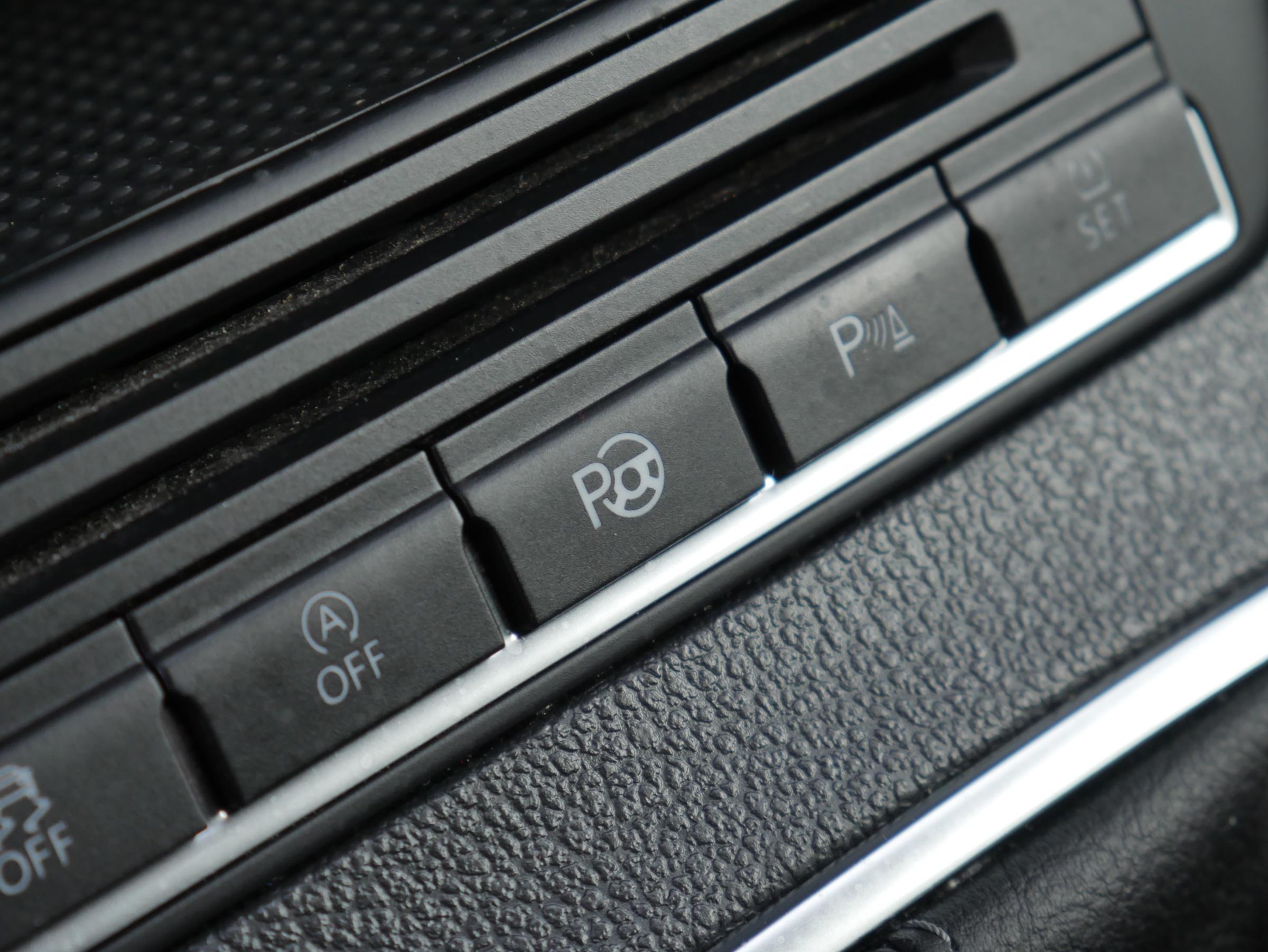 Volkswagen Tiguan, 2010 - pohled č. 20