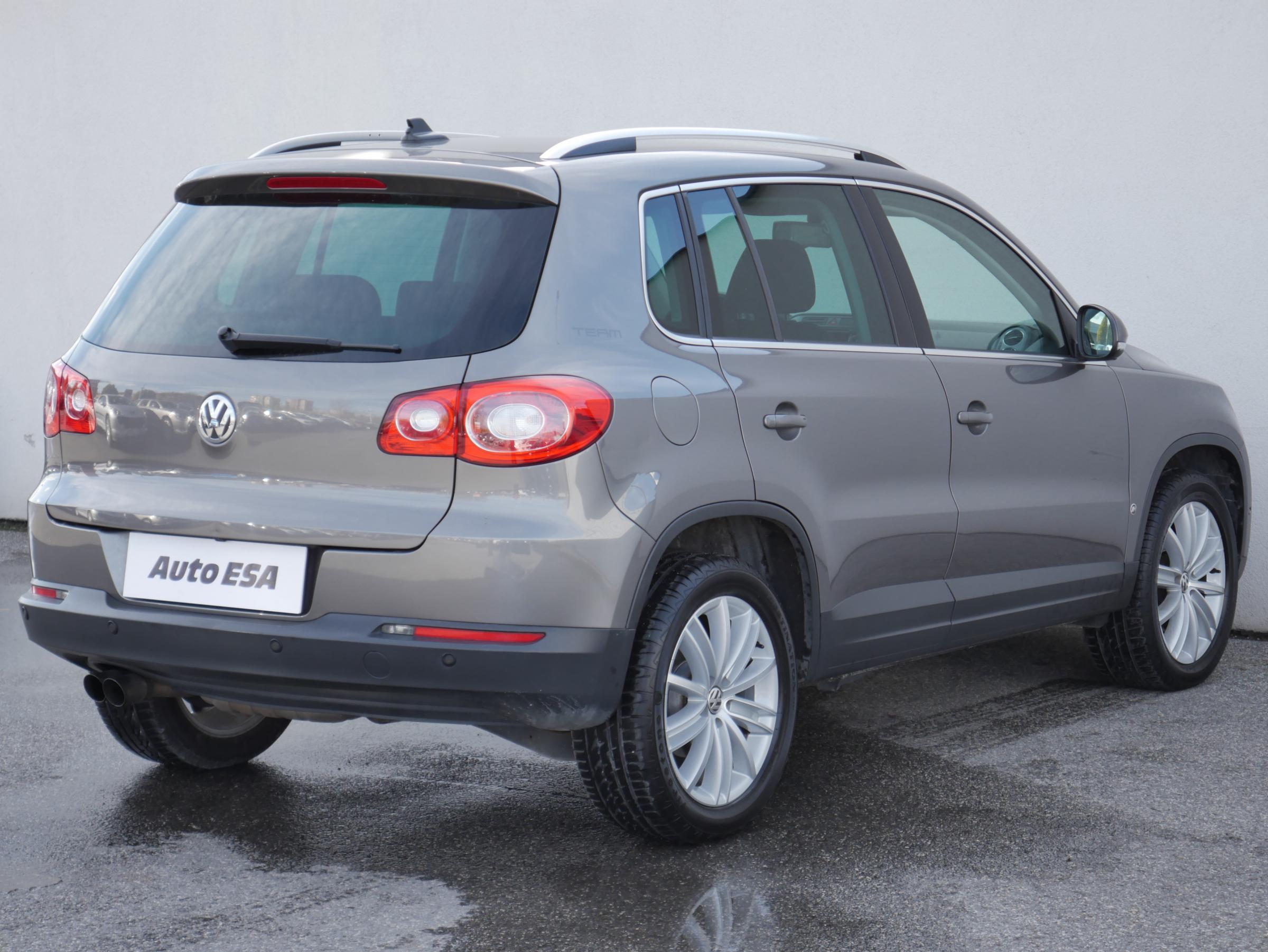 Volkswagen Tiguan, 2010 - pohled č. 4