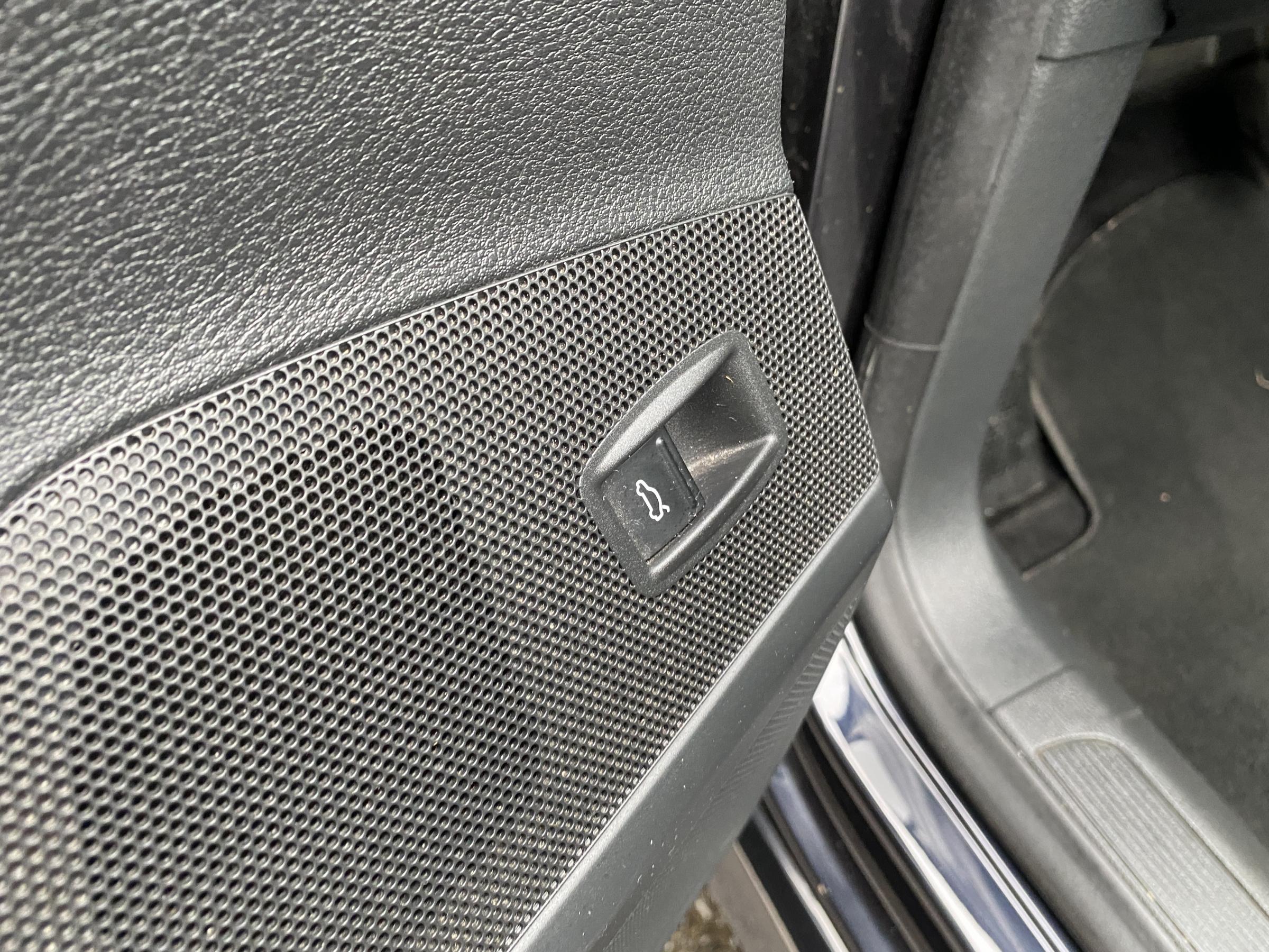 Volkswagen Passat, 2014 - pohled č. 14