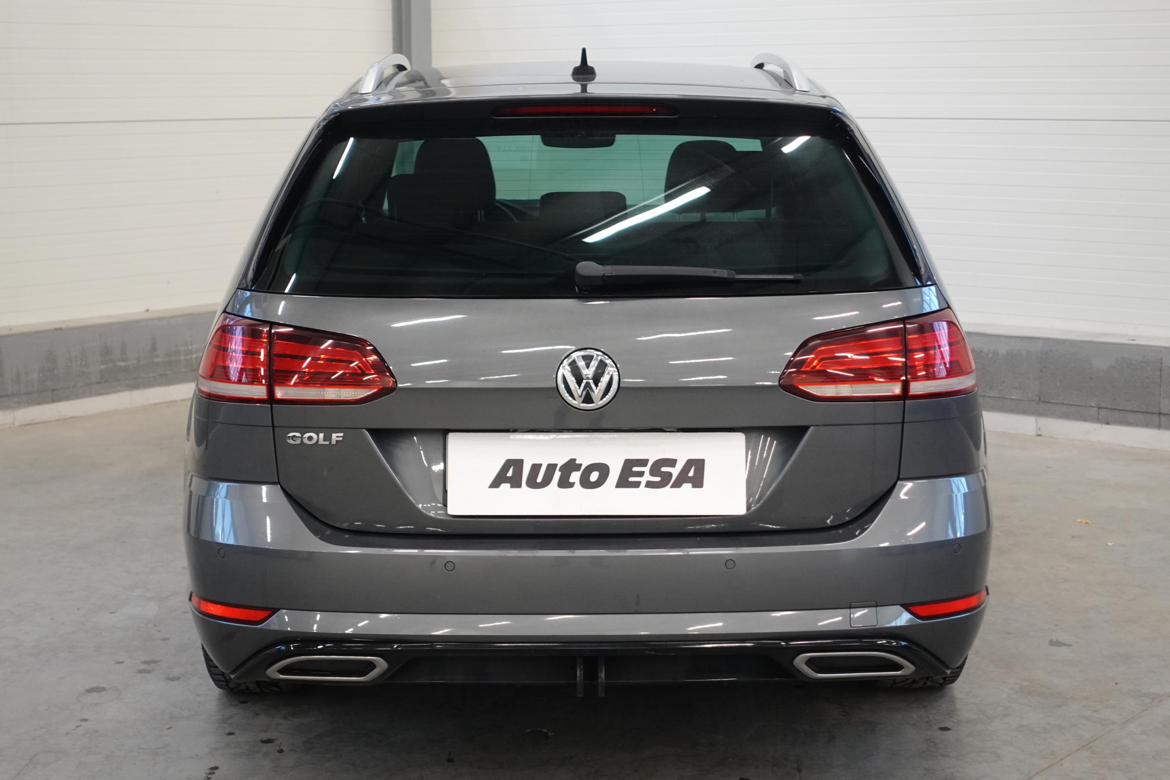 Volkswagen Golf, 2018 - pohled č. 5