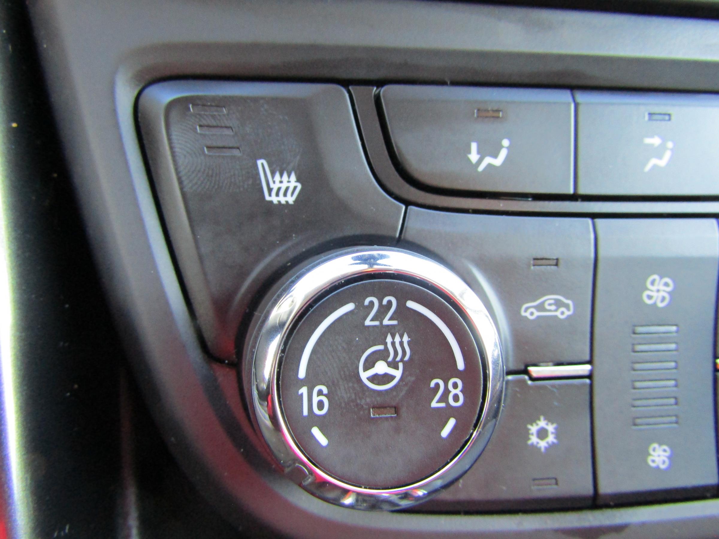 Opel Zafira, 2017 - pohled č. 13