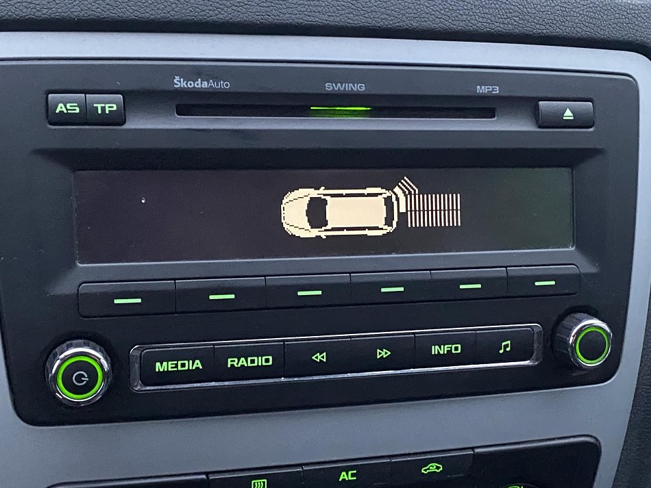 Škoda Octavia II 1.6 Ambiente