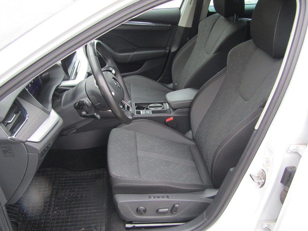 Škoda Octavia IV 2.0TDi Style