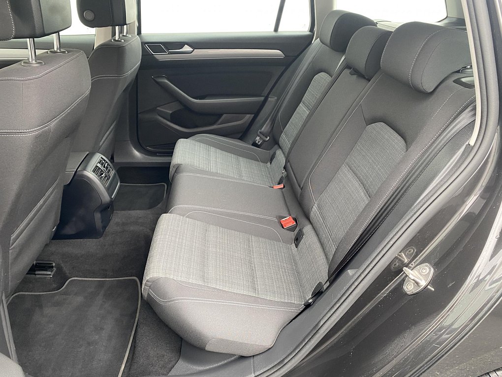 Volkswagen Passat 2.0 TDi 