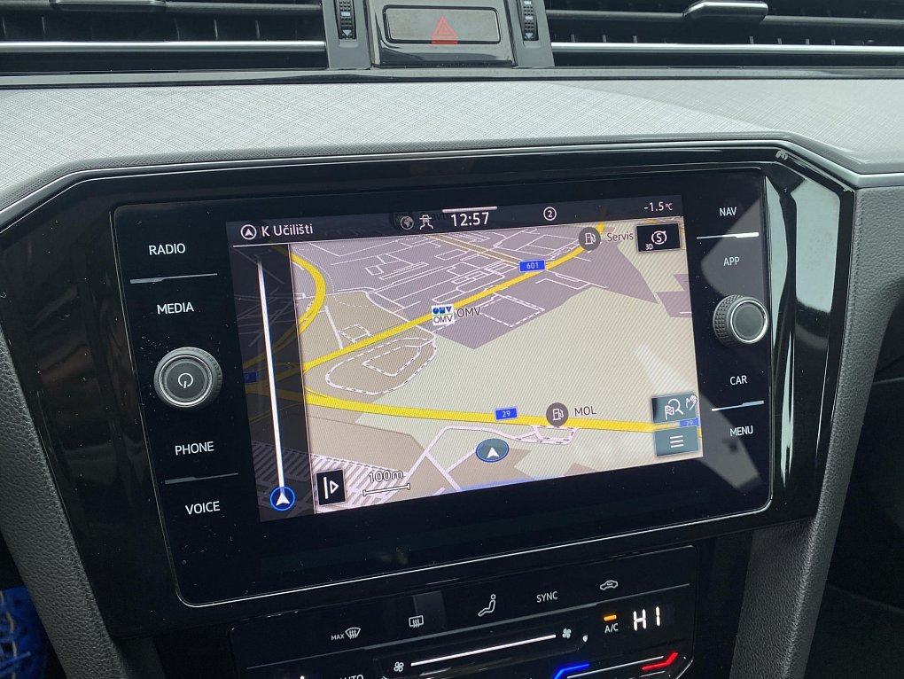 Volkswagen Passat 2.0 TDi 