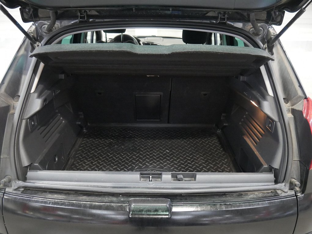 Peugeot 3008 1.6 HDi 