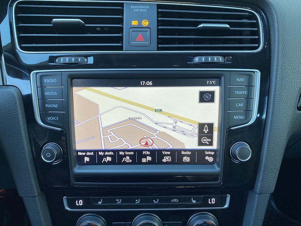 Volkswagen Golf 1.4 TSI 