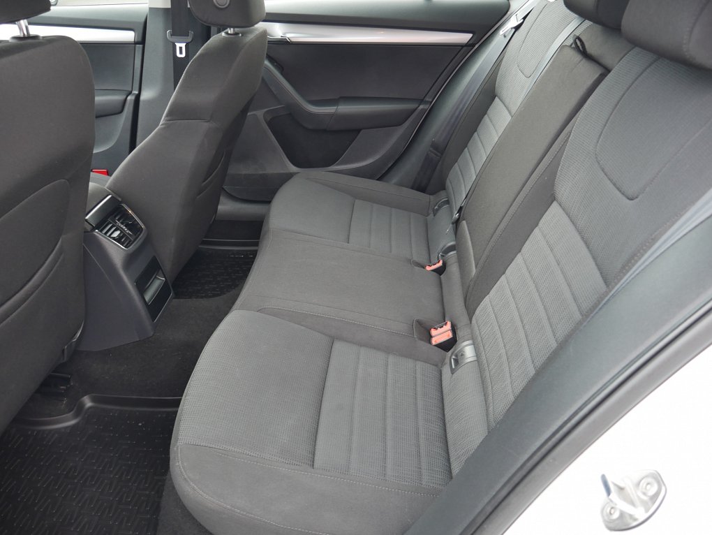 Škoda Octavia III 1.2 TSi Elegance