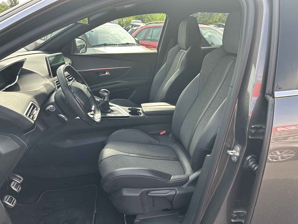 Peugeot 3008 1.2 PT GT Line