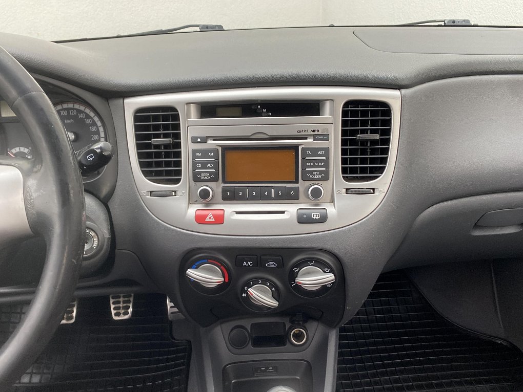 Kia Rio 1.4i 16V 