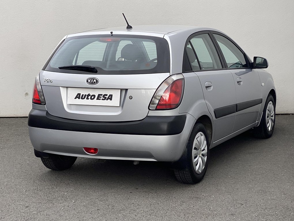 Kia Rio 1.4i 16V 