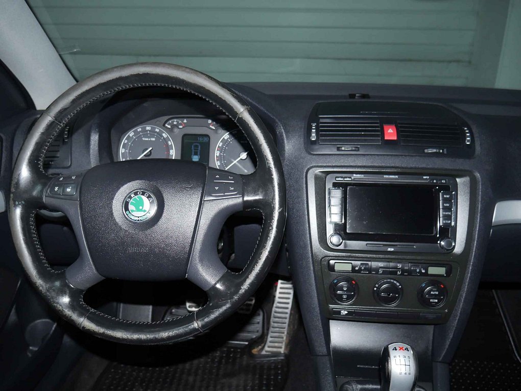Škoda Octavia II 2.0 TDi  4x4